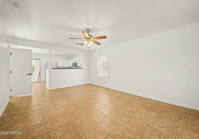 Photo 4 of Single family home for sale at 2527 E Meadow Crk Way, San Tan Valley, AZ 85140 | MLS# 7038706 | Listing updated on 2026-10-04