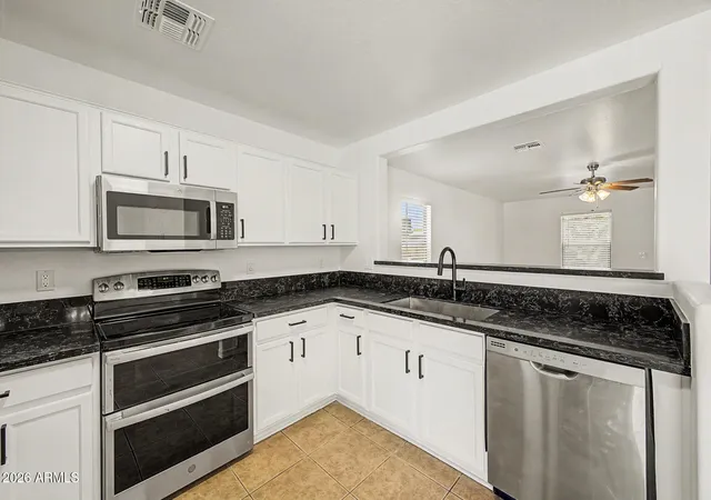 Photo 1 of Single family home for sale at 2527 E Meadow Crk Way, San Tan Valley, AZ 85140 | MLS# 7038706 | Listing updated on 2026-10-04