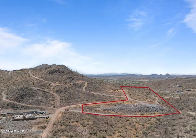 Photo 1 of Land for sale at 0tbd N 31st Avenue, Phoenix, AZ 85086 | MLS# 7040298 | Listing updated on 2026-10-09