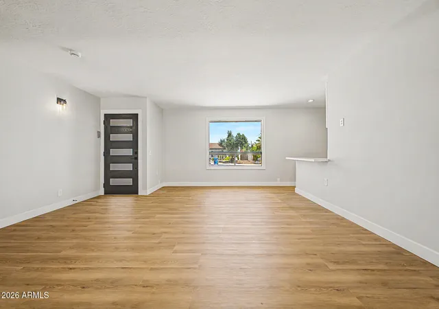 Photo 4 of Single family home for sale at 4101 E Alan Ln, Phoenix, AZ 85028 | MLS# 7037389 | Listing updated on 2026-09-03