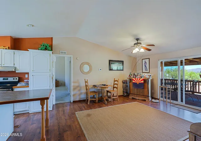 Homes for sale in New River, AZ | 42721 N 14 St, New River, AZ 85087 | MLS# 7047848