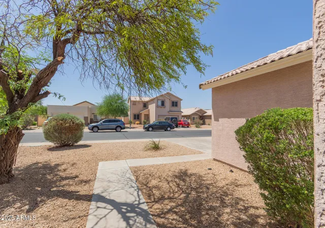 4th image of 16228 W Larkspur Dr, Goodyear, AZ 85338 | MLS# 7036744