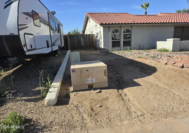 3rd image of 2431 W Crocus Dr, Phoenix, AZ 85023 | MLS# 7041663