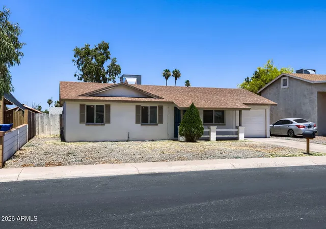 Photo 3 of Single family home for sale at 4526 E Burgess Ln, Phoenix, AZ 85042 | MLS# 7038087 | Listing updated on 2026-08-11