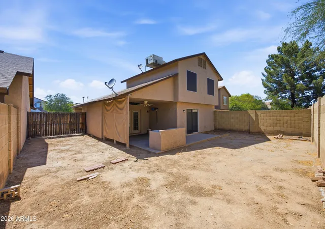 Photo 2 of Sale Pending at 11907 N 76th Drive, Peoria, AZ 85345 | MLS# 7037279 | Listing updated on 2026-09-01