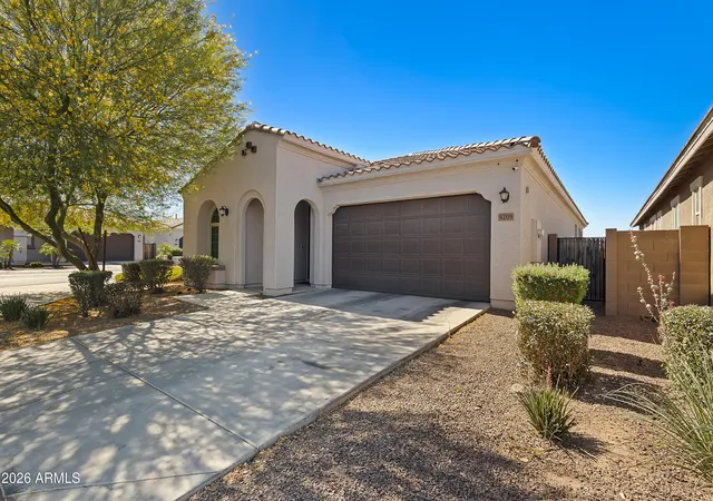 Photo 3 of Single family home for sale at 9209 W Wilow Bnd Ln, Phoenix, AZ 85037 | MLS# 7036851 | Listing updated on 2026-09-15