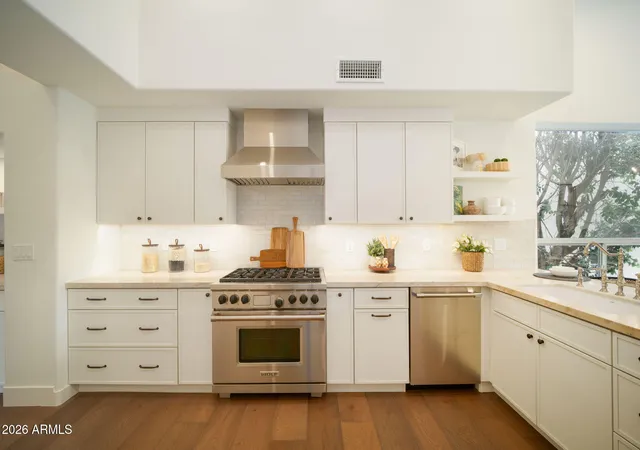1st image of 11916 N 81st St, Scottsdale, AZ 85260 | MLS# 7046331