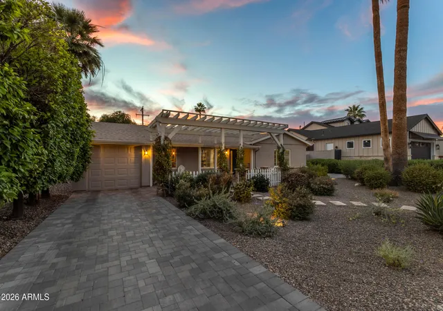 2nd image of 4126 N 44th Pl, Phoenix, AZ 85018 | MLS# 7037763