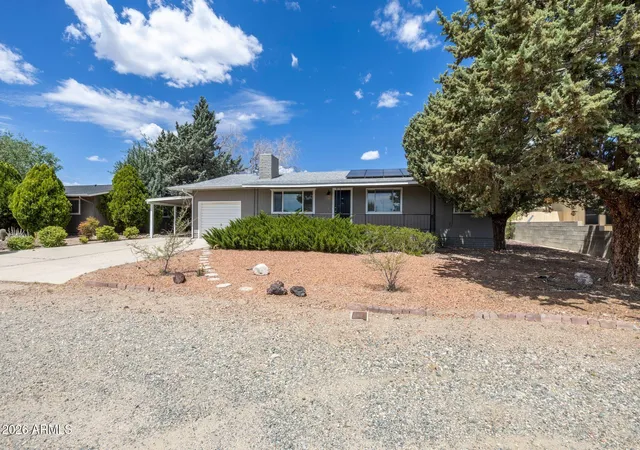 Photo 3 of Single family home for sale at 5 Bear Dr, Prescott, AZ 86305 | MLS# 7043049 | Listing updated on 2026-08-11