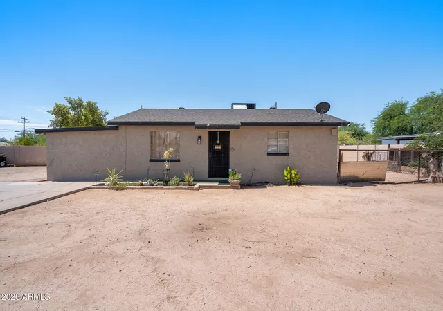 Photo 2 of Single family home for sale at 2939 E Angela Dr, Phoenix, AZ 85032 | MLS# 7036988 | Listing updated on 2026-09-01