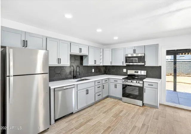 Photo 3 of Single family home for sale at 6624 W Columbus Ave, Phoenix, AZ 85033 | MLS# 7037291 | Listing updated on 2026-09-18