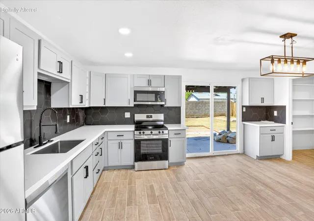 Photo 4 of Single family home for sale at 6624 W Columbus Ave, Phoenix, AZ 85033 | MLS# 7037291 | Listing updated on 2026-09-18
