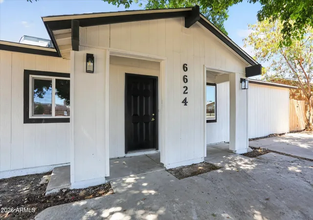 Photo 2 of Single family home for sale at 6624 W Columbus Ave, Phoenix, AZ 85033 | MLS# 7037291 | Listing updated on 2026-09-18