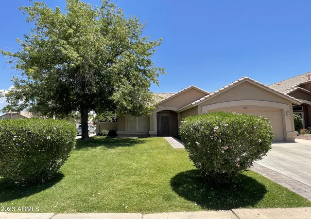 Photo 1 of Single family home for sale at 1225 S Sierra St, Gilbert, AZ 85296 | MLS# 7037098 | Listing updated on 2026-09-03