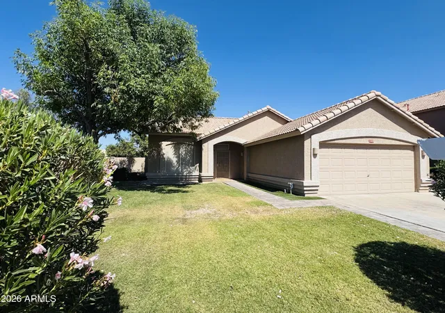 Photo 2 of Single family home for sale at 1225 S Sierra St, Gilbert, AZ 85296 | MLS# 7037098 | Listing updated on 2026-09-03