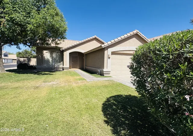 Photo 3 of Single family home for sale at 1225 S Sierra St, Gilbert, AZ 85296 | MLS# 7037098 | Listing updated on 2026-09-03