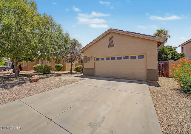 Homes for sale in Gilbert, AZ | 4237 E Del Rio St, Gilbert, AZ 85295 | MLS# 7037446