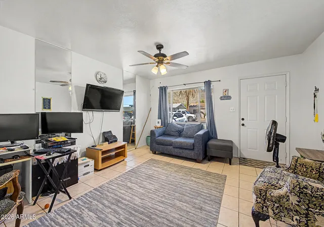 Photo 3 of Single family home for sale at 11608 N 20th Drive, Phoenix, AZ 85029 | MLS# 7038537 | Listing updated on 2026-08-31