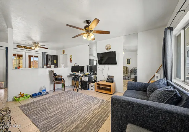 Photo 4 of Single family home for sale at 11608 N 20th Drive, Phoenix, AZ 85029 | MLS# 7038537 | Listing updated on 2026-08-31