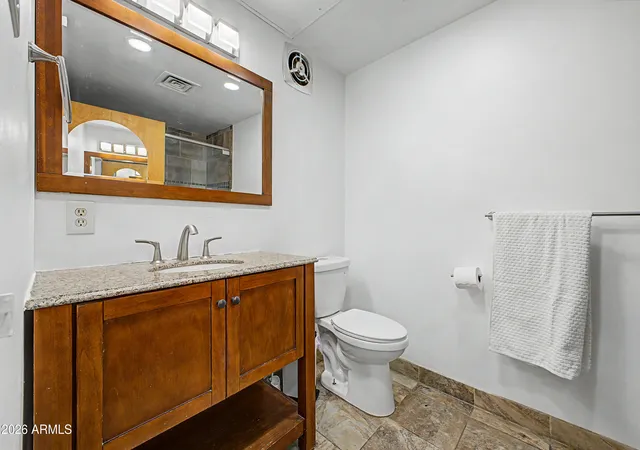 Listing Photo 4 - Condo for sale in building located at 6125 E Indian School Rd, Scottsdale, AZ 85251 - Unit #242