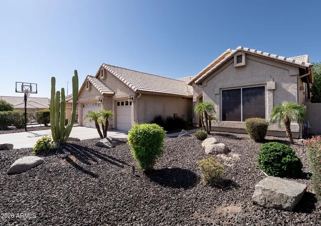 Photo 2 of Single family home for sale at 4076 W Monterey St, Chandler, AZ 85226 | MLS# 7038362 | Listing updated on 2026-07-28