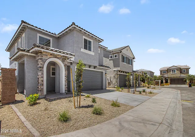 Photo 3 of Single family home for sale at 652 S Del Rancho Cir, Mesa, AZ 85208 | MLS# 7037316 | Listing updated on 2026-09-06