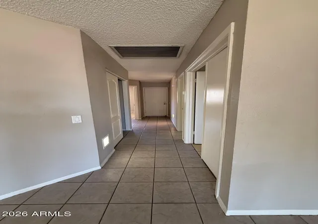 Photo 4 of Sale Pending at 6910 W State Ave, Glendale, AZ 85303 | MLS# 7037943 | Listing updated on 2026-08-18