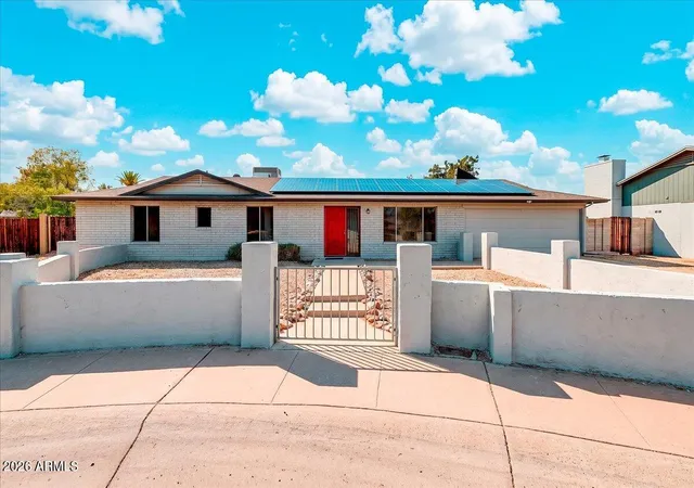 1st image of 1944 W Kristal Wy, Phoenix, AZ 85027 | MLS# 7037752