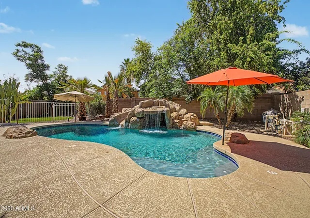 Photo 4 of Single family home for sale at 14350 W Cholla St, Surprise, AZ 85379 | MLS# 7037460 | Listing updated on 2026-09-19