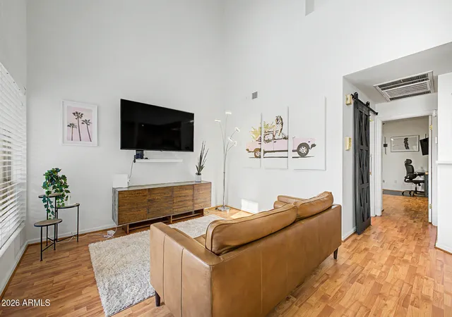 Photo 4 of Townhouse for sale at 101 N 7th Street #212, Phoenix, AZ 85034 | MLS# 7040365 | Listing updated on 2026-09-18