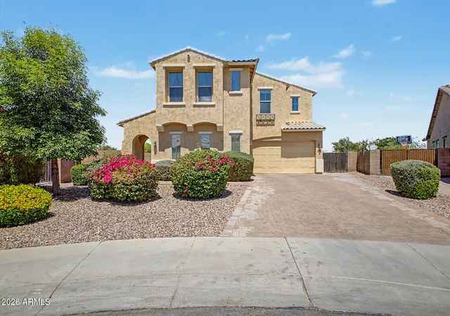 Homes for sale in Gilbert, AZ | 5286 S Ponderosa Dr, Gilbert, AZ 85298 | MLS# 7037905