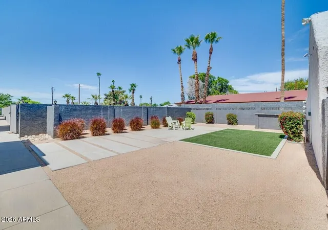 Photo 2 of Townhouse for sale at 4229 N 17th Street, Phoenix, AZ 85016 | MLS# 7038917 | Listing updated on 2026-08-25