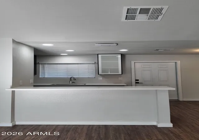 Photo 3 of Townhouse for sale at 4229 N 17th Street, Phoenix, AZ 85016 | MLS# 7038917 | Listing updated on 2026-08-25
