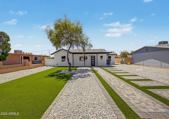 Homes for sale in Avondale, AZ | 320 N 3rd St, Avondale, AZ 85323 | MLS# 7038242