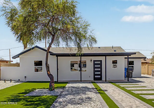 Homes for sale in Avondale, AZ | 320 N 3rd St, Avondale, AZ 85323 | MLS# 7038242