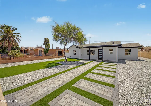 Homes for sale in Avondale, AZ | 320 N 3Rd St, Avondale, AZ 85323 | MLS# 7038242