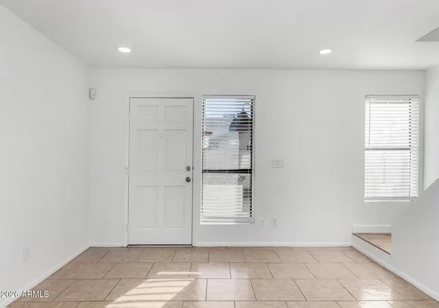 Photo 3 of Townhouse for sale at 2842 E Beck Ln #2, Phoenix, AZ 85032 | MLS# 7038195 | Listing updated on 2026-08-25