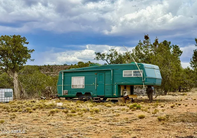Photo 4 of Land for sale at 34962 W Hidalgo Rd, Seligman, AZ 86337 | MLS# 7037670 | Listing updated on 2026-09-16