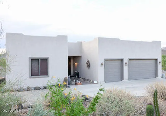 Homes for sale in New River, AZ | 47706 N 24th Lane, New River, AZ 85087 | MLS# 7039105
