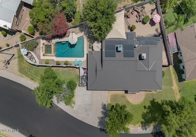 Photo 4 of Single family home for sale at 323 W Butler Dr, Phoenix, AZ 85021 | MLS# 7049989 | Listing updated on 2026-09-22