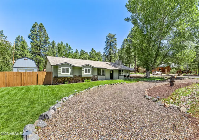 Photo 3 of Single family home for sale at 570 E Ox Bow Rd, Munds Park, AZ 86017 | MLS# 7037766 | Listing updated on 2026-07-10