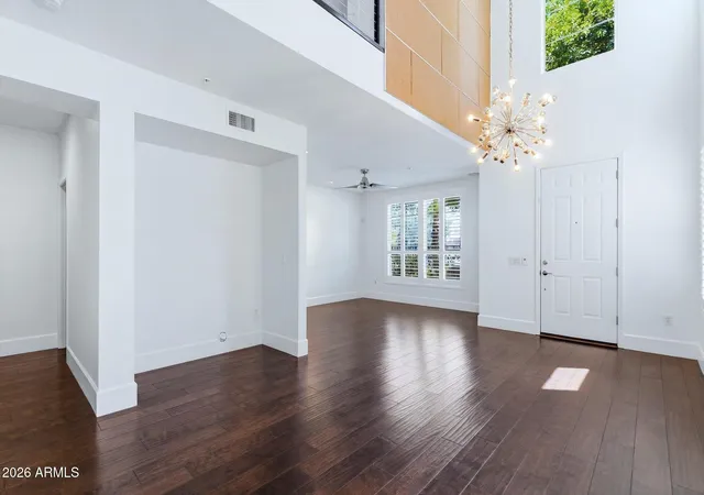 5th image of 706 E Washington St, Phoenix, AZ 85034