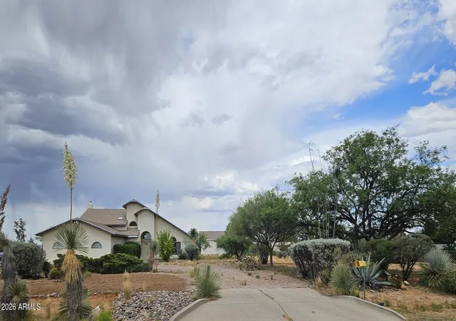 3rd image of 1543 N San Juan Capistrano Dr, Sierra Vista, AZ 85635 | MLS# 7041020