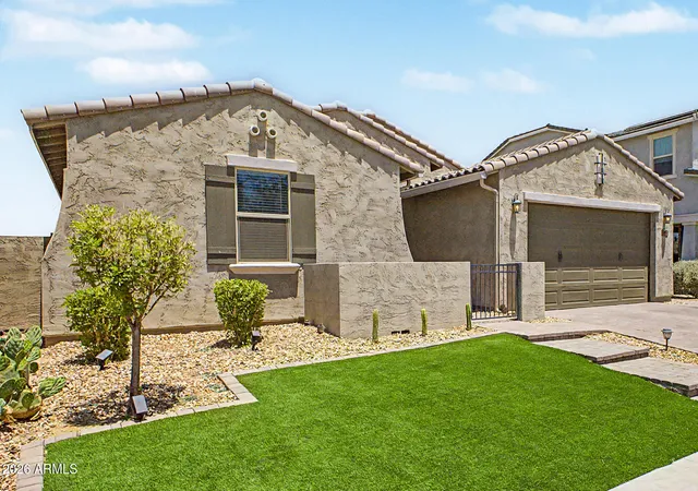 Photo 3 of Single family home for sale at 14074 W Holly St, Goodyear, AZ 85395 | MLS# 7038278 | Listing updated on 2026-09-17