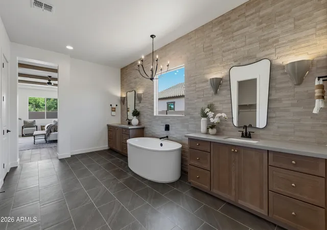 Photo 4 of Single family home for sale at 14651 N 73rd Drive, Peoria, AZ 85381 | MLS# 7037904 | Listing updated on 2026-09-14