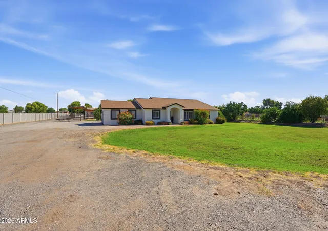 Homes for sale in Gilbert, AZ | 2830 E Ryan Rd, Gilbert, AZ 85297 | MLS# 7037984