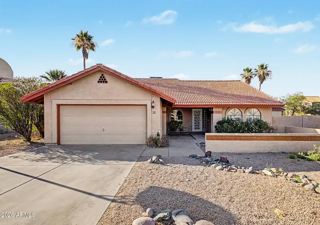 Photo 1 of Single family home for sale at 562 E Hackamore St, Mesa, AZ 85203 | MLS# 7038231 | Listing updated on 2026-07-06