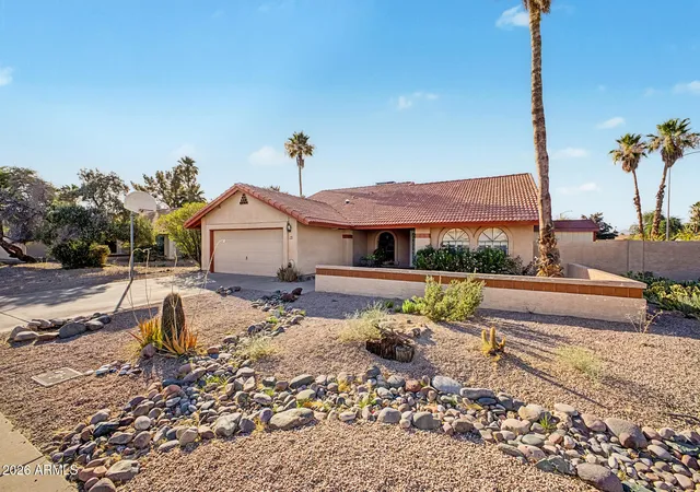 Photo 3 of Single family home for sale at 562 E Hackamore St, Mesa, AZ 85203 | MLS# 7038231 | Listing updated on 2026-07-06
