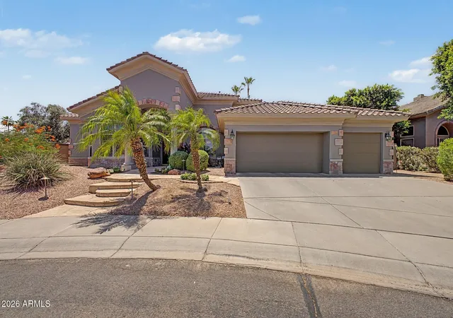 Photo 2 of Sale Pending at 1050 N Kristin Ln, Chandler, AZ 85226 | MLS# 7038401 | Listing updated on 2026-09-12