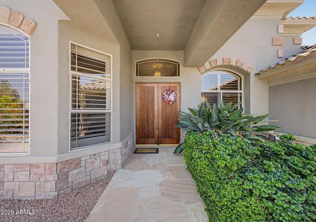 Photo 3 of Sale Pending at 1050 N Kristin Ln, Chandler, AZ 85226 | MLS# 7038401 | Listing updated on 2026-09-12